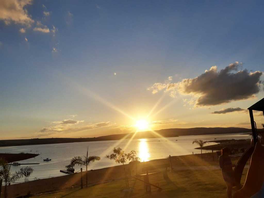 Lancha para aluguel em Capitolio MG