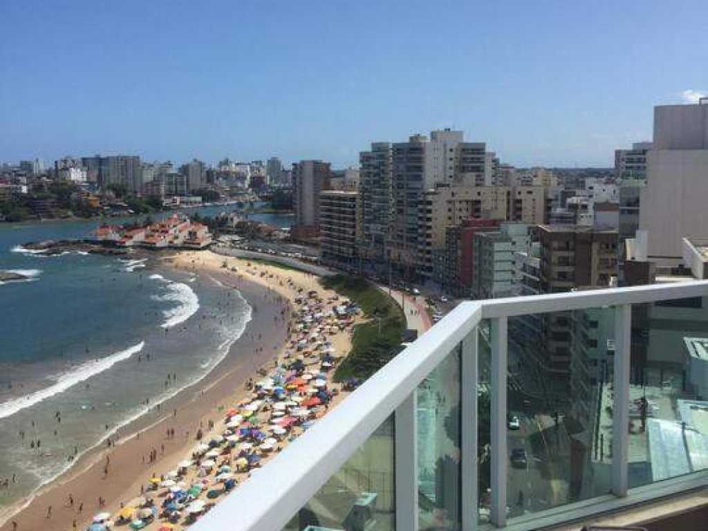 Cobertura de frente ao mar , 460m. luxo total com localização nobre.