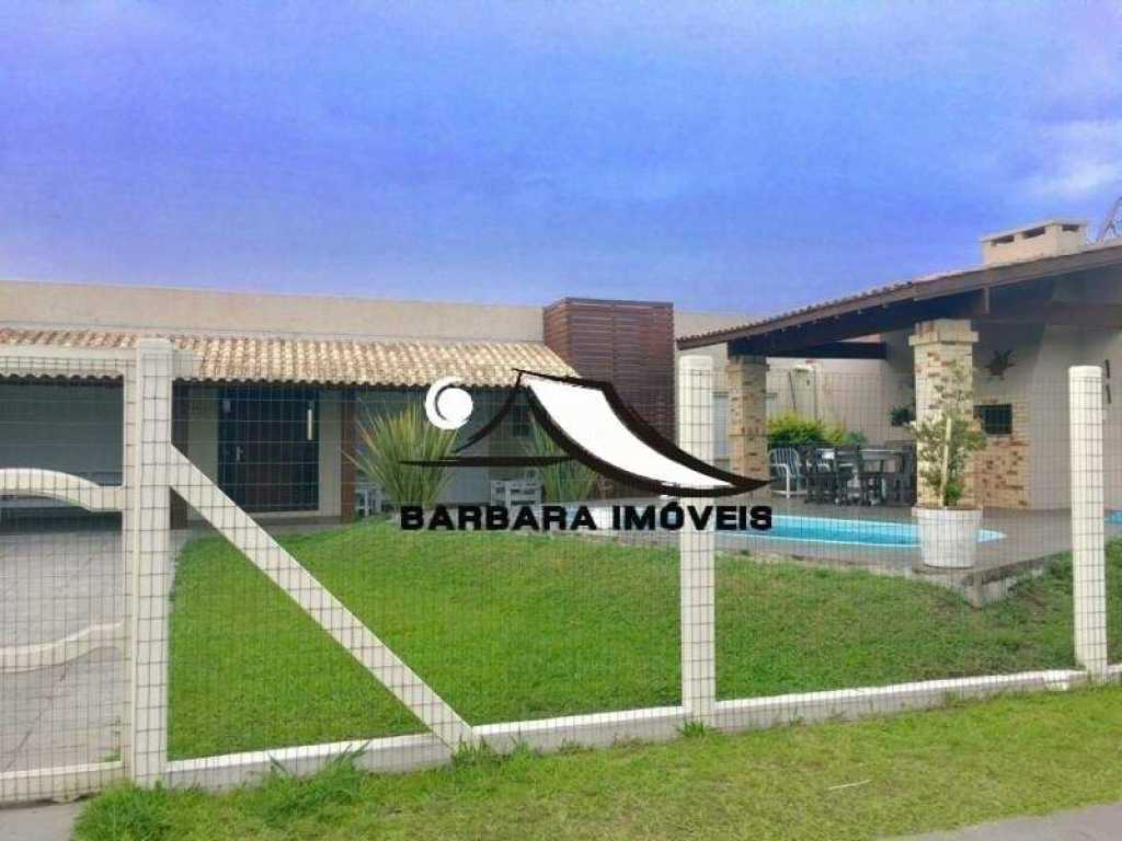 CASA COM 3 DORMITÓRIOS SENDO 2 SUÍTES