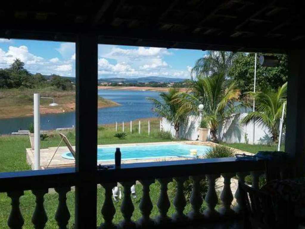 Lago de Furnas, S�o Jos� da Barra. Rancho bem pr�ximo Canyons.