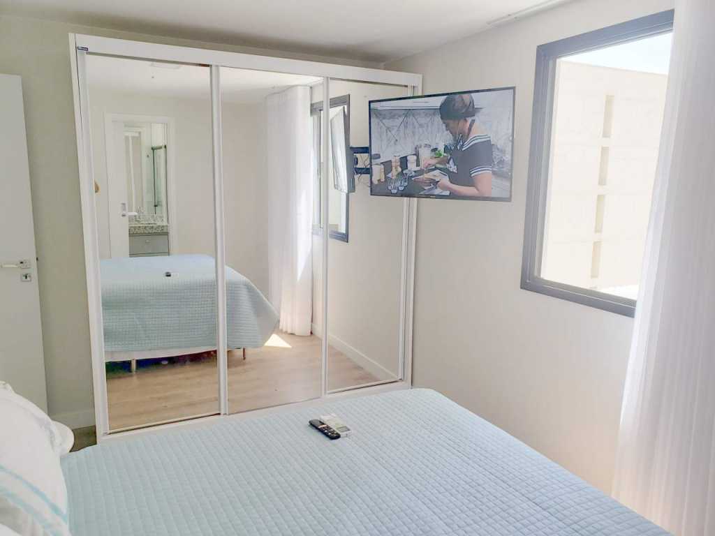 Apartamento Quartos Vista Praia do Morro Casais Melhor Localização, Super Completo 4 TVs Led, Camas-box Novas, 2 Quartos Suíte, Garagem