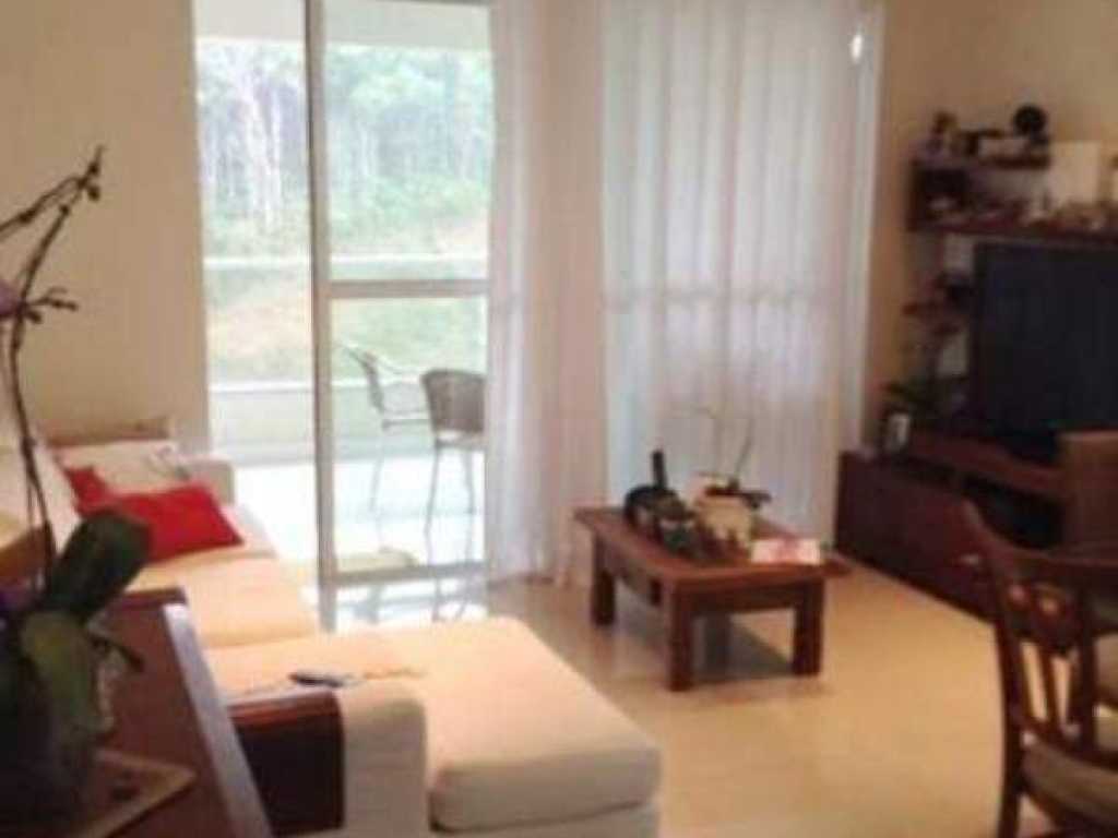 ALUGUEL EM ÓTIMO APARTAMENTO COM CHURRASQUEIRA NA PRAIA BRAVA