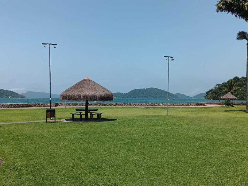 Lugar lindo maravilhoso, em Angra dos Reis, Condomínio Península 2, venha conhecer este lugar belo e muito aconchegante.