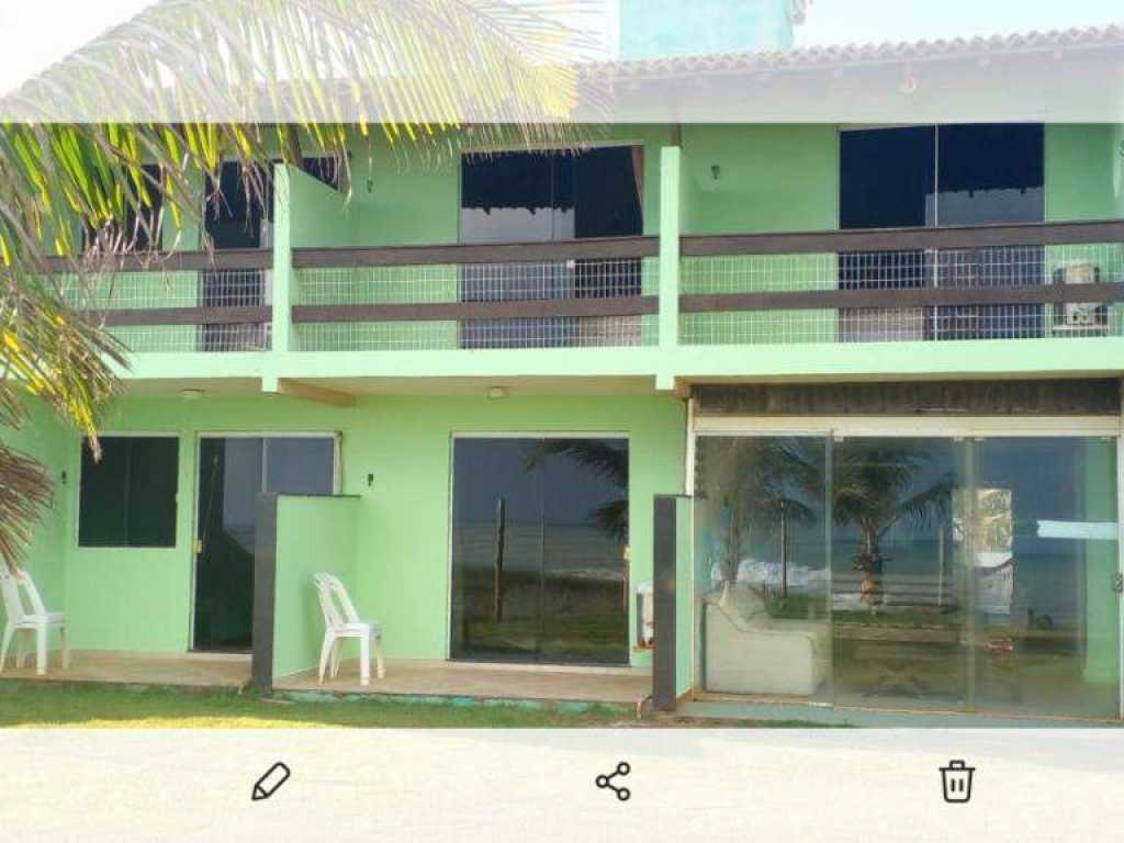 casa frente ao mar pé na areia 9 suítes