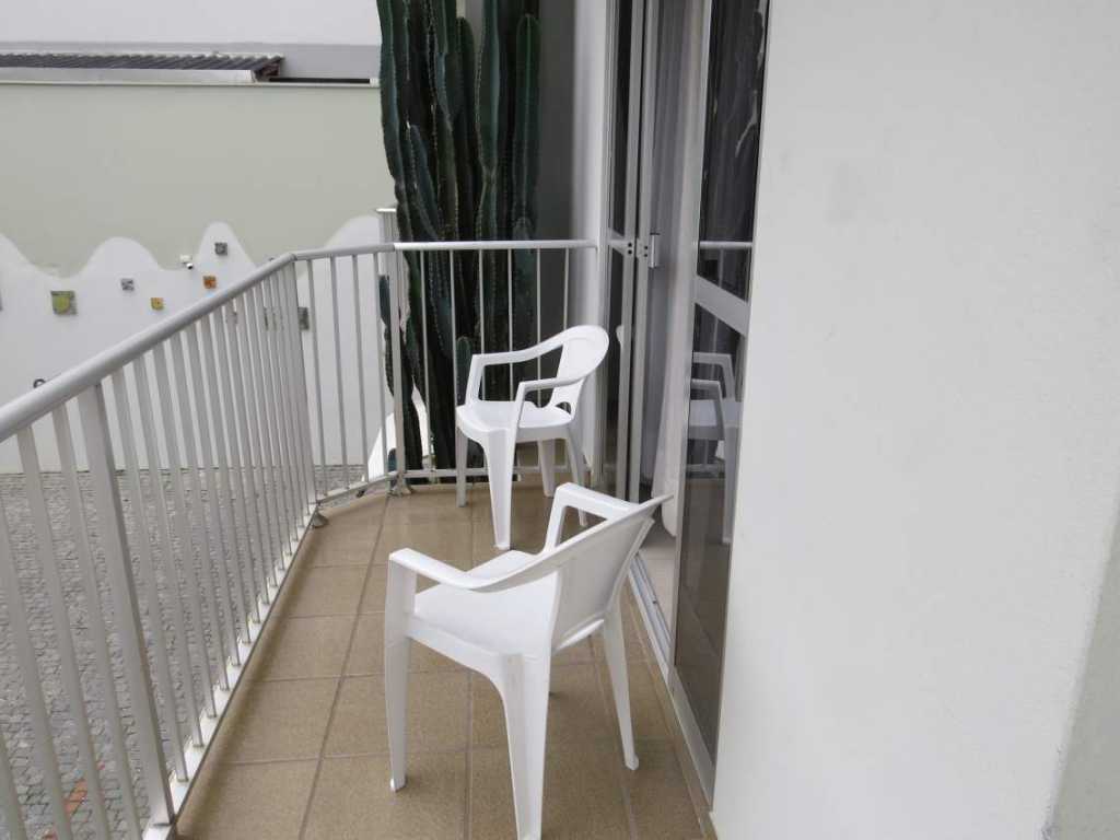 APARTAMENTO DE 2 DORMITORIOS (1 SUITE) COD. 11 A 7 PERSONAS BALN CAMBORIU CENTRO