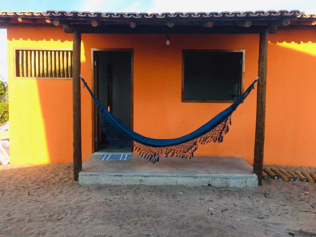 Casa completa Amarela Vitória - 50m da praia c/ WIFI