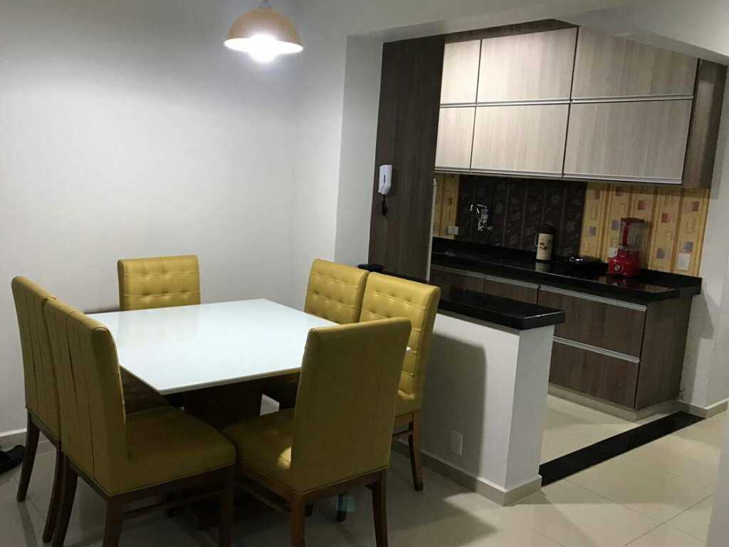 EXCELENTE APARTAMENTO PÉ NA AREIA