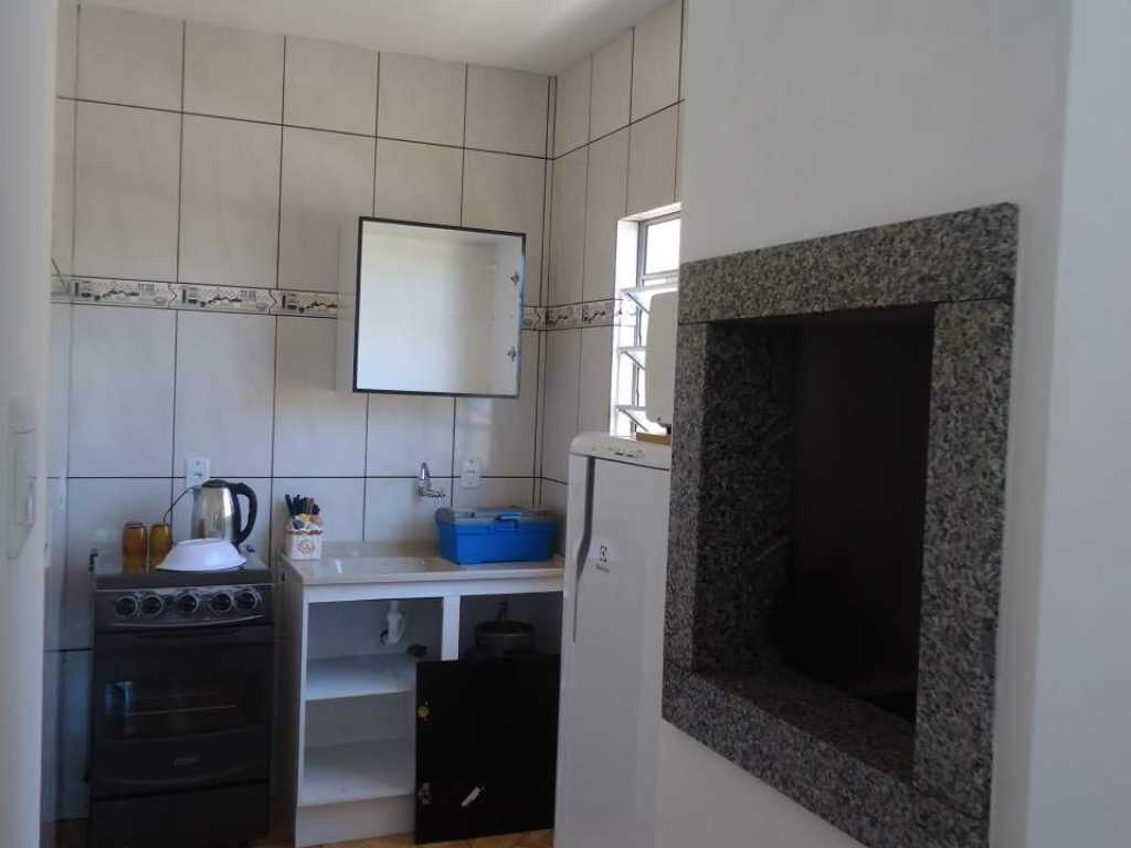 Apartamento constituído de 01 dormitório.