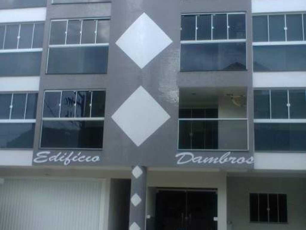 Apartamento no Edifício Dambrós