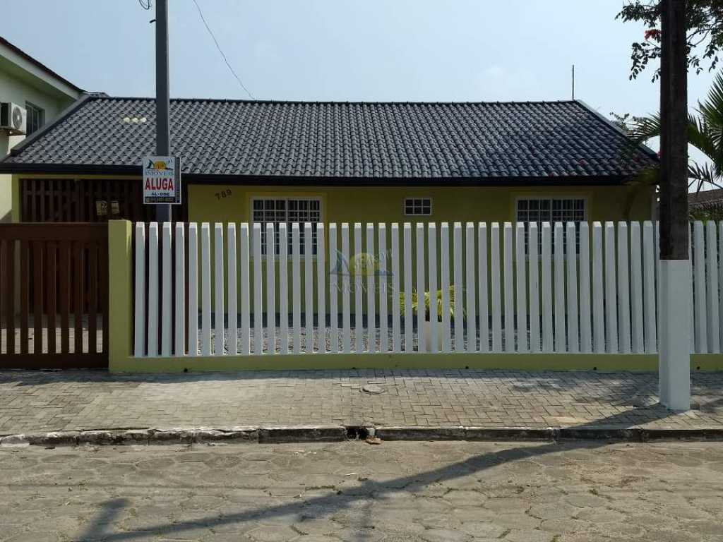 CASA no bairro Ipanema em PONTAL DO PARANÁ