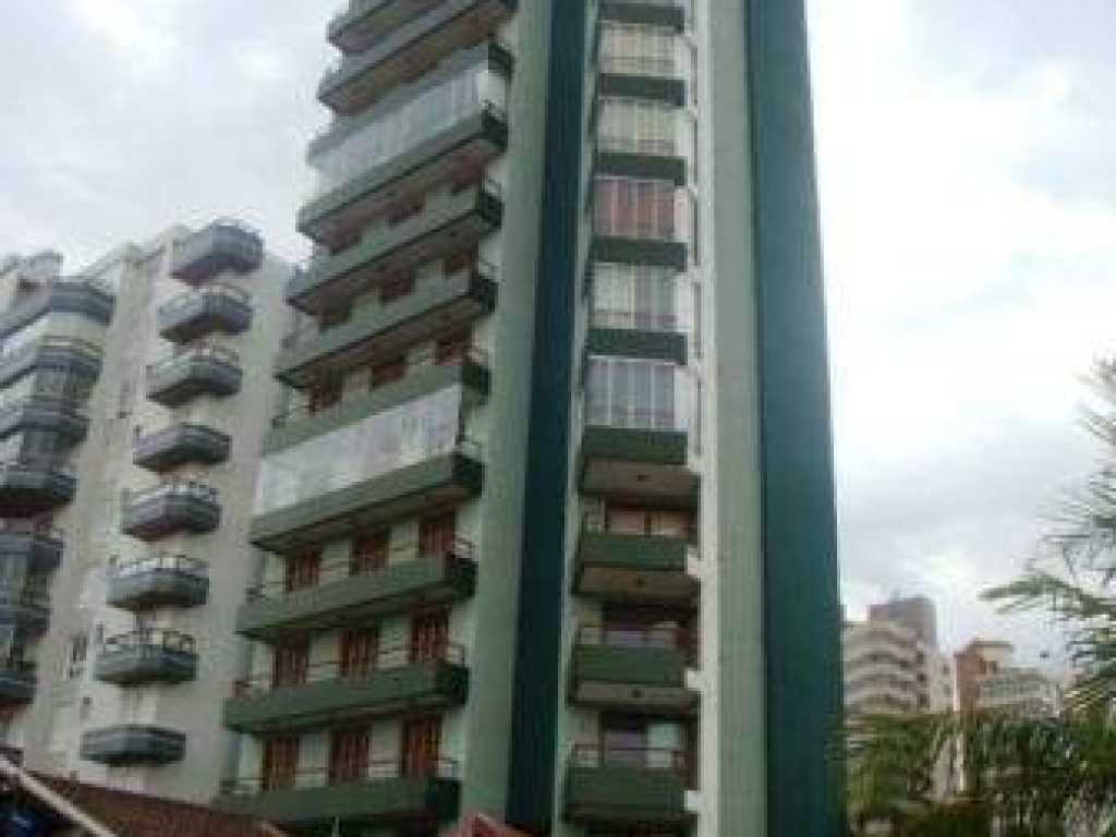 LINDO APARTAMENTO DE 02 DORMITÓRIOS.