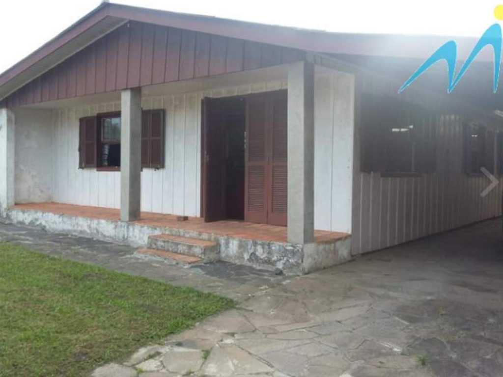 Casa para Temporada, Cidreira / RS, bairro Nazaré, 4 dormitórios, 2 banheiros, 1 vaga de garagem, mobiliado