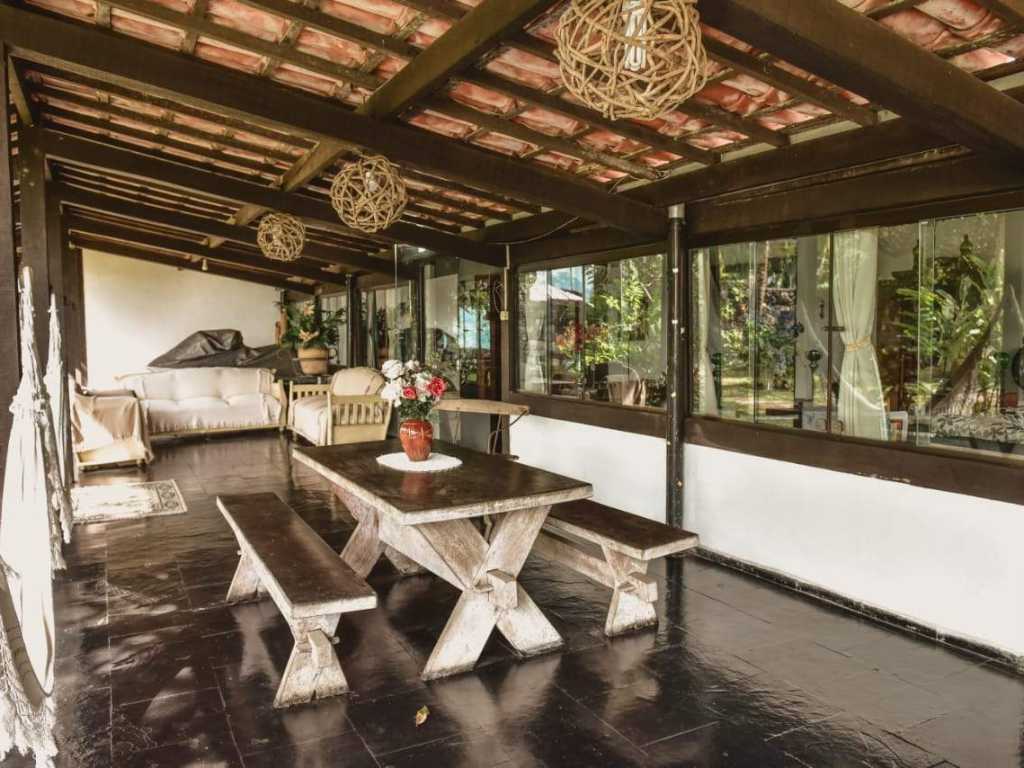 LINDA CASA PÉ NA AREIA EM ILHABELA