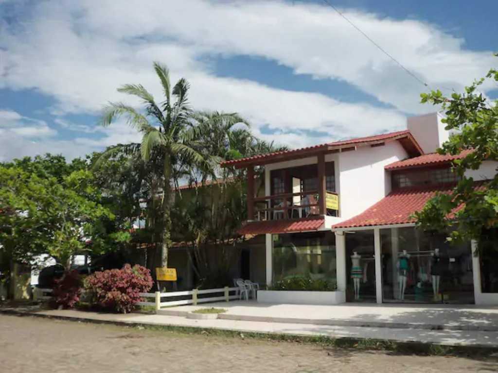 Apto 1 dorm na Av. Principal de Garopaba - APTO 1, 2 (com sacada) e APTO  3 ,4 e 5 (sem sacada)