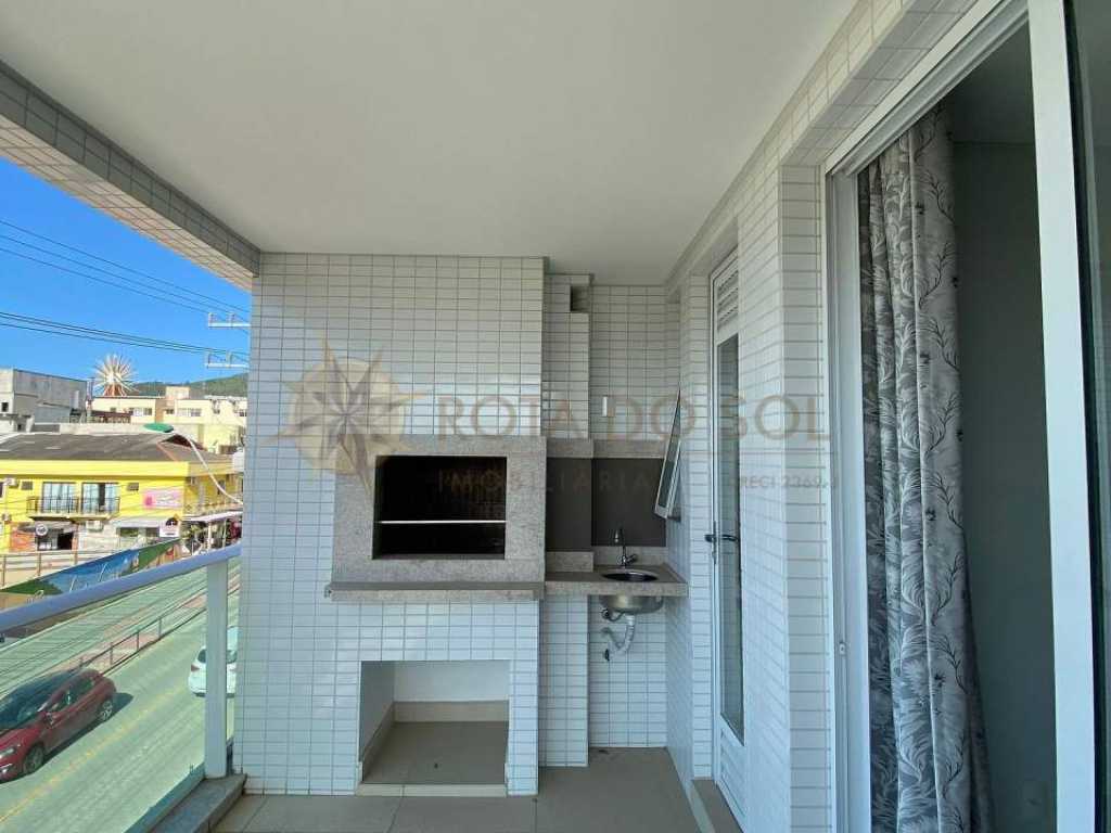 Cód 529 - Apartamento aconchegante com piscina coletiva e vista mar, residencial Boulevard Bombinhas.