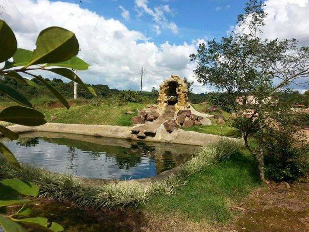 Chácara Pousada Com Piscina