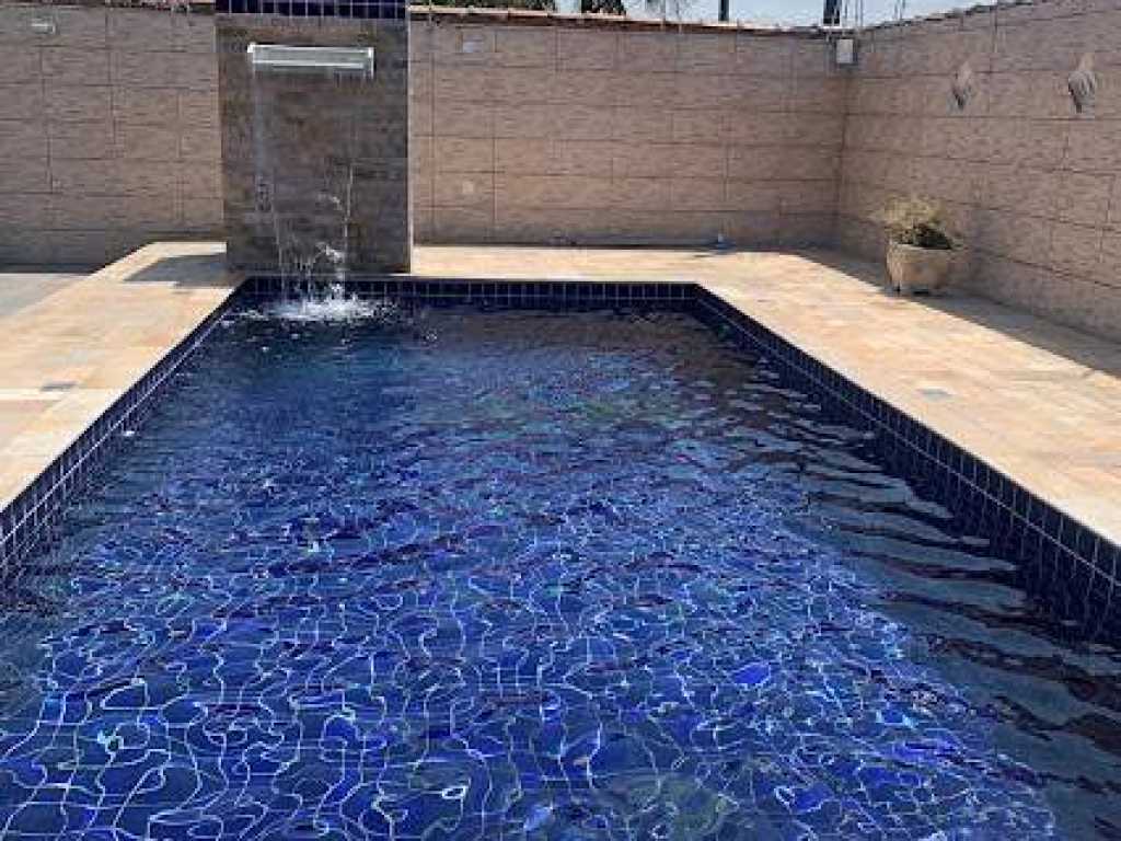 CASA COM PISCINA ITANHAEM