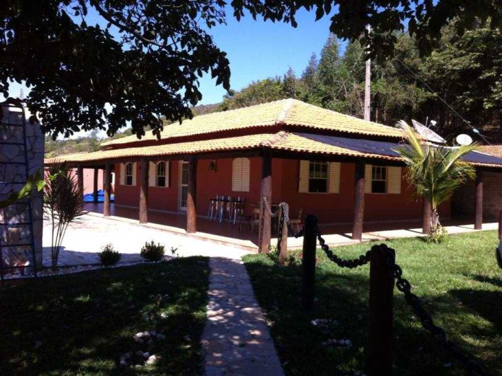 Aluguel e Venda : Rancho excelente no Lago de Furnas.