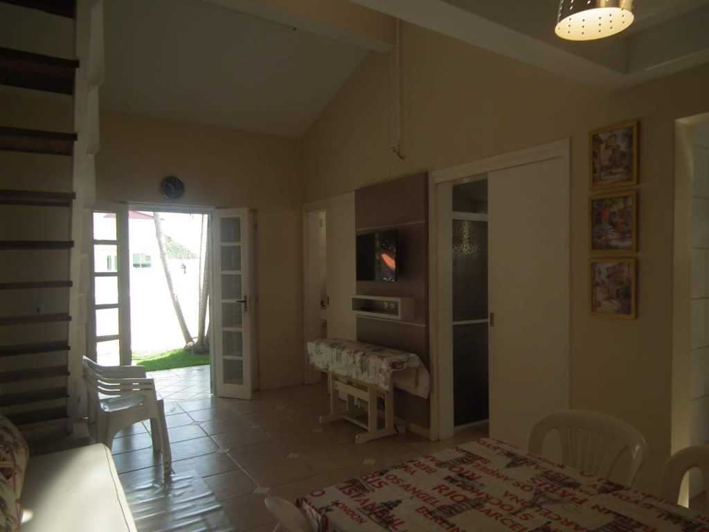 2ª CASA BEIRA MAR C/ AR - COND.