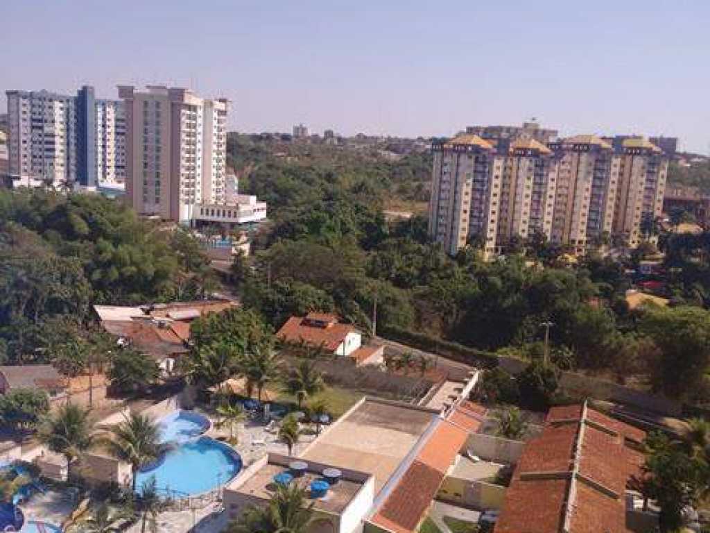 VENDO APARTAMENTO DE 03 QUARTOS MOBILIADO , 500 METROS DO CENTRO ,Na Maior Estância Hidrotermal do Mundo!