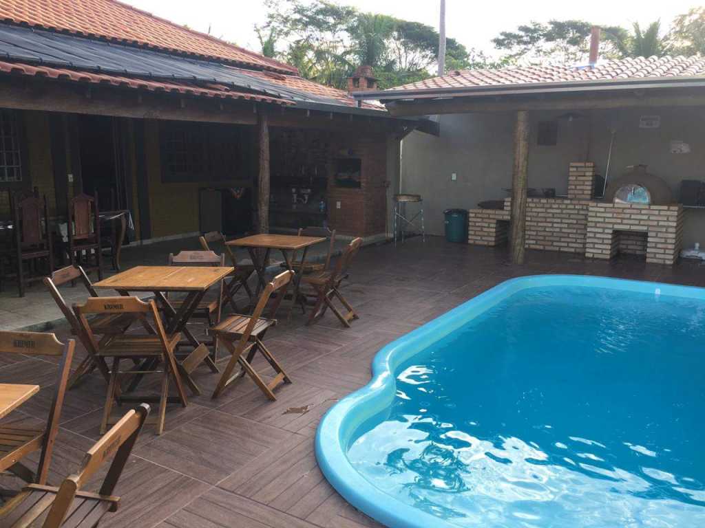 Rancho na beira do rio com piscina aquecida em Mendonça, Sales - SP