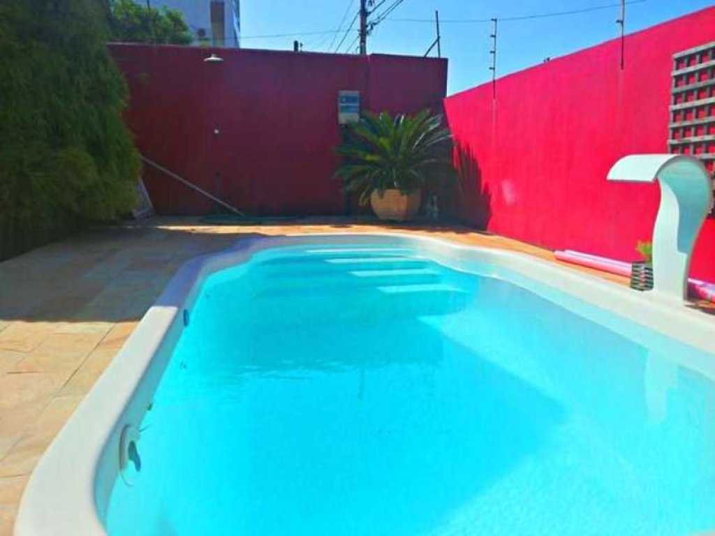 CASA COM PISCINA NA PRAIA BRAVA / DOS AMORES