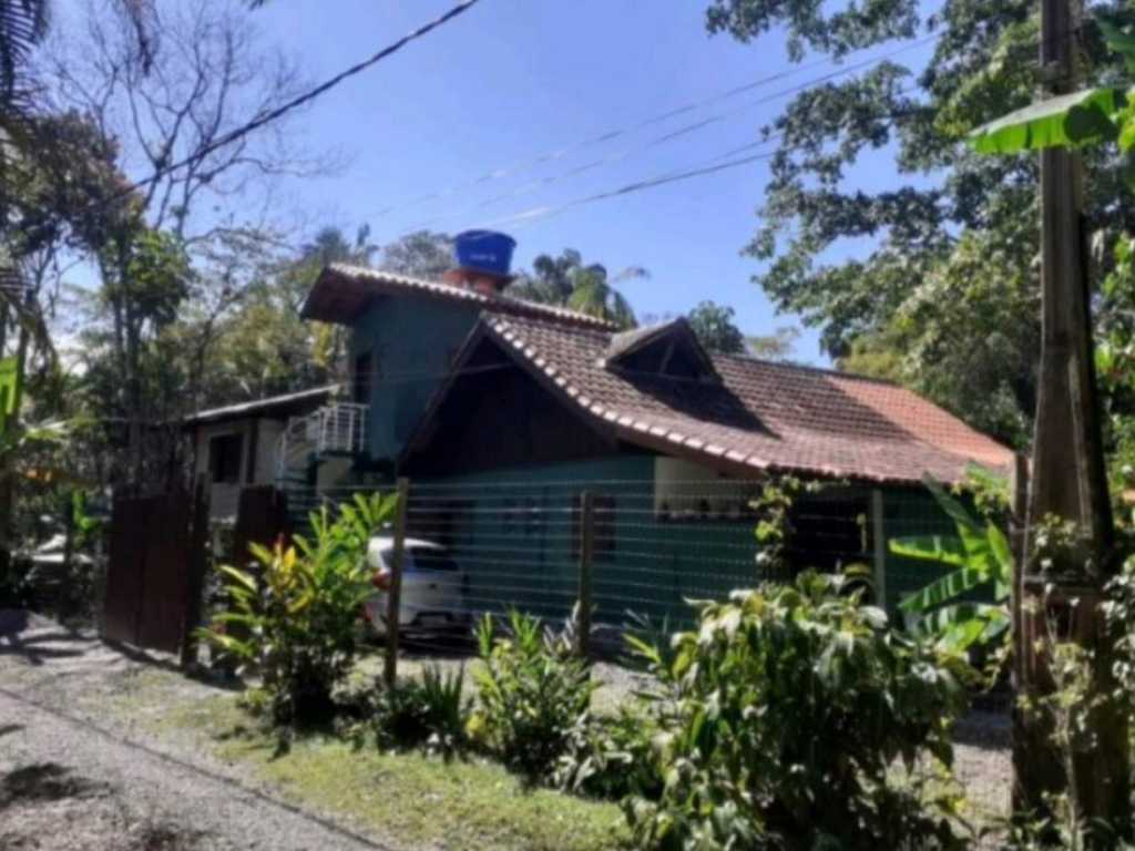 Casa da Árvore Praia de Camburi SP