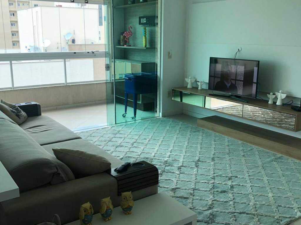 Apartamento de Alto Padrão a 200m da Praia