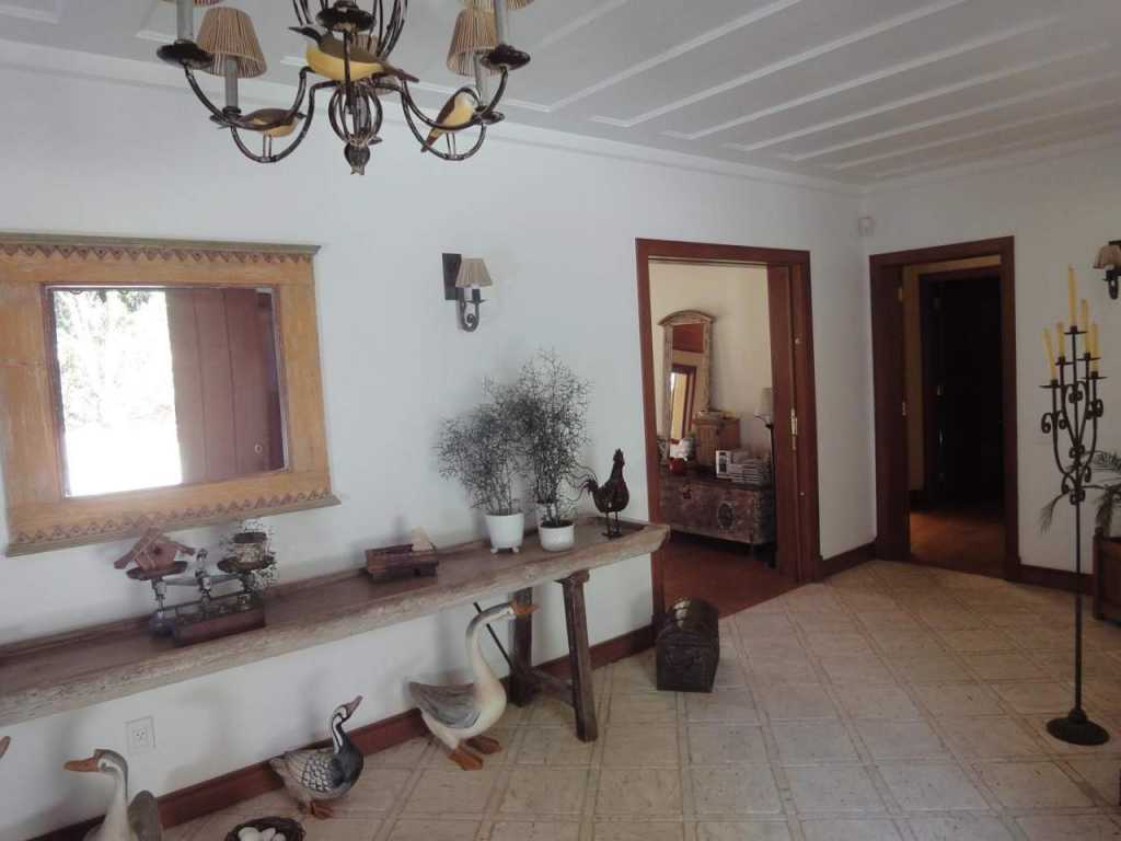 CASA EM ARARAS