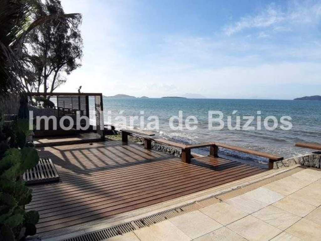 Casa de frente para a praia – Manguinhos, Búzios