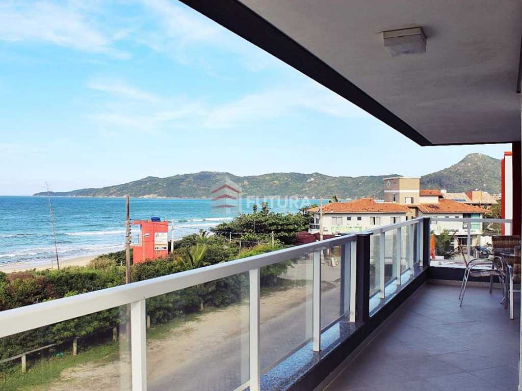 APARTMENT FOR SEASONAL RENTALS - PRAIA DO MARISCAL, BOMBINHAS SC (LA106F)