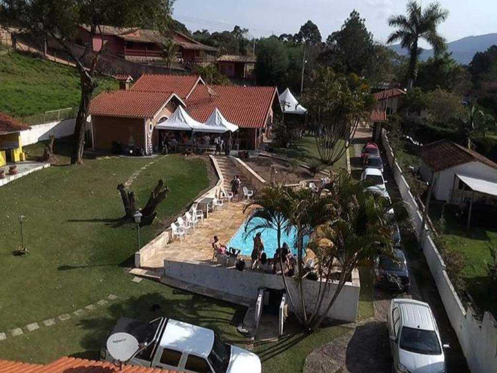 Linda Chácara de temporada - Alpes de Bom Jesus - ATIBAIA E REGIÃO/SP