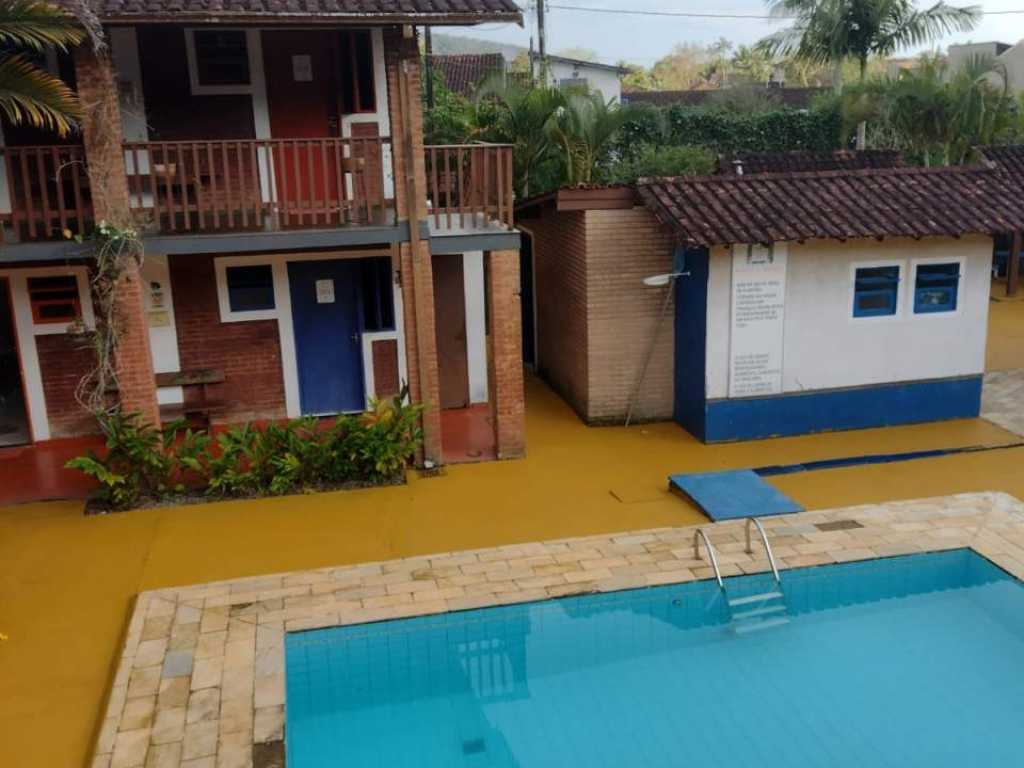 Pousada beija flor Praia da Lagoinha atende de 02 a 52 pessoas