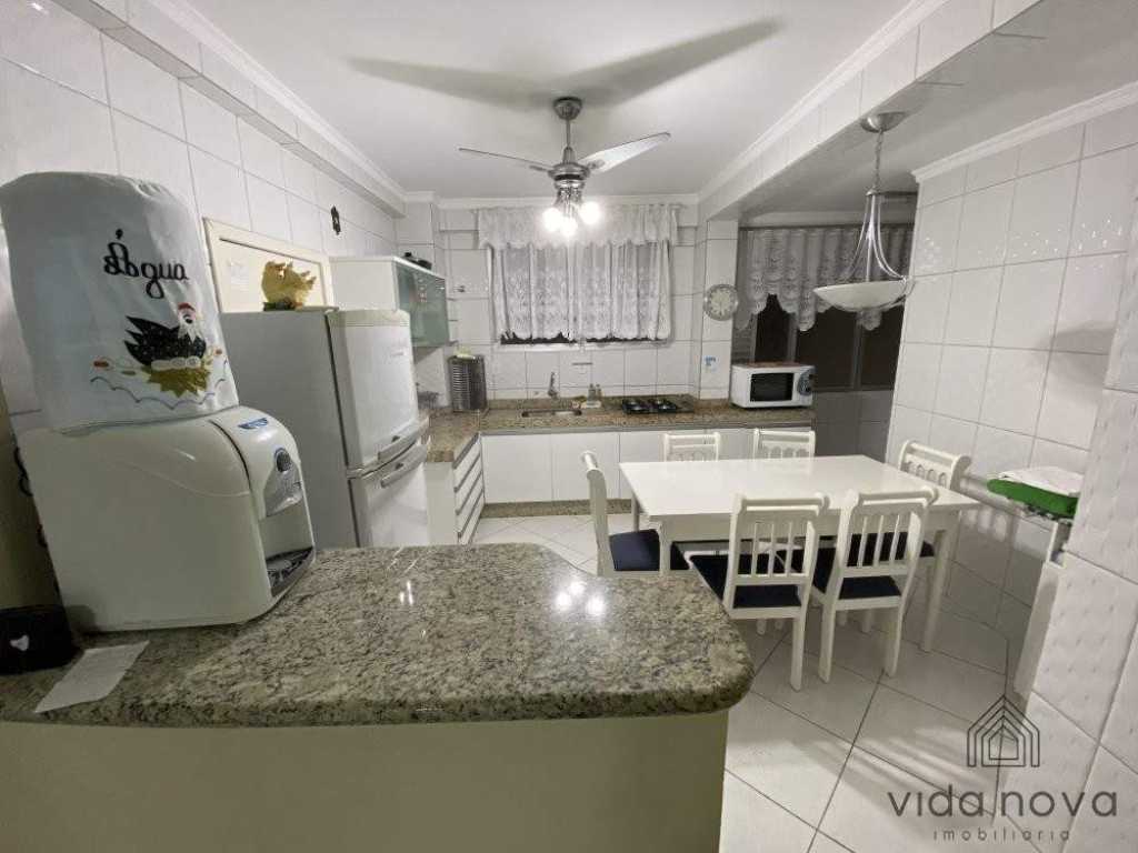 APARTAMENTO PARA 8 PESSOAS EM BALNEÁRIO CAMBORIÚ