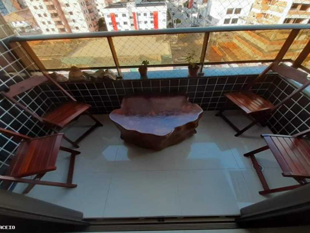 APARTAMENTO NA PRAIA DA JATIUCA