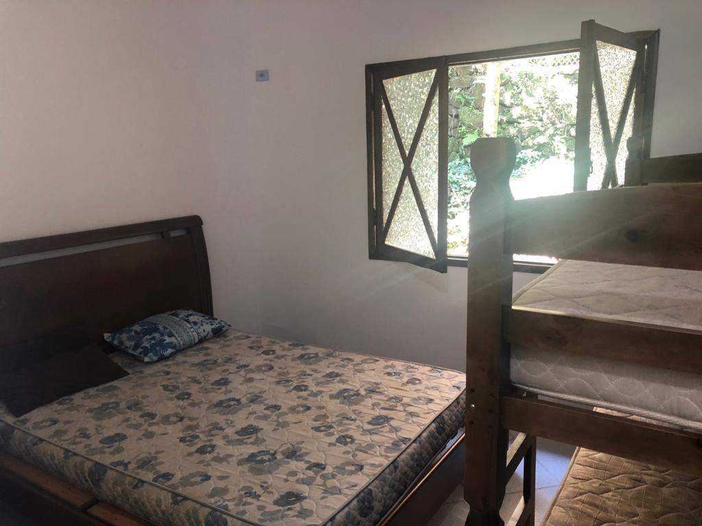 Casa entera en condominio 4 personas 350 / noche