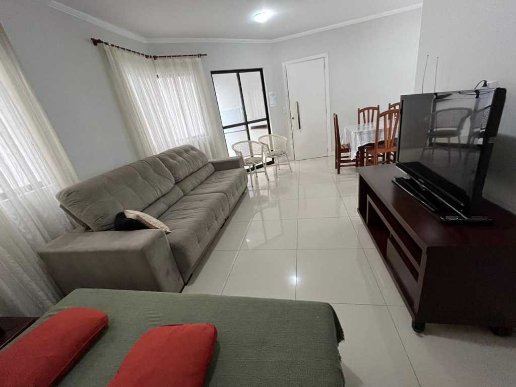 3 BEDROOM APARTMENT (1 SUITE) COD 201- FOR 10 PEOPLE - ED ISLAND OF BALY - CENTER BALNEÁRIO CAMBORIÚ