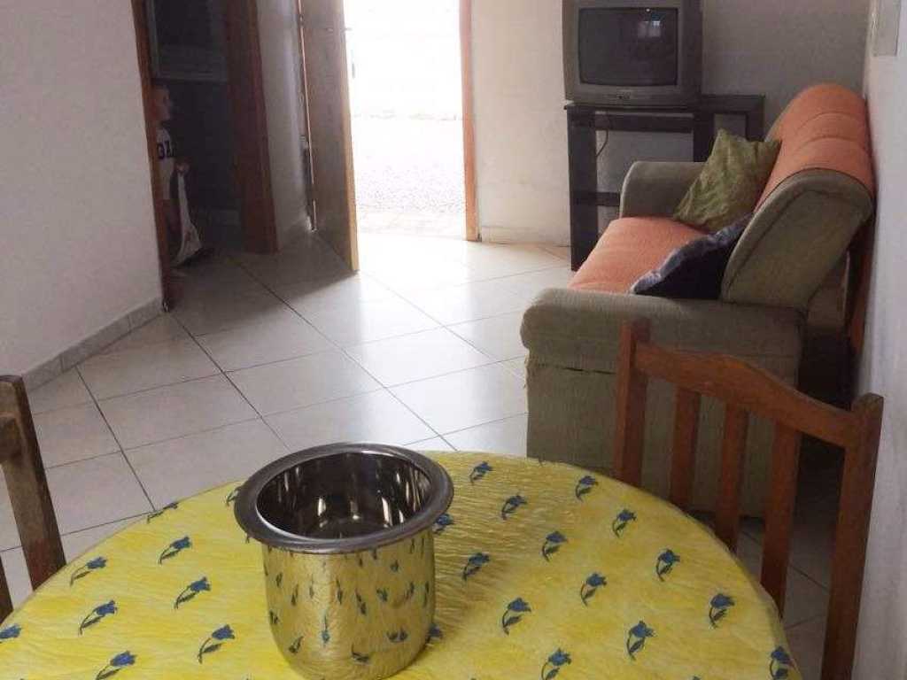 Casa com 1 dormitório no Estaleirinho