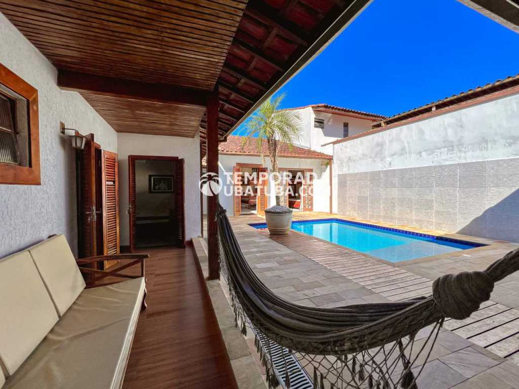 Casa Praia Grande w / Air and LIGHT POOL