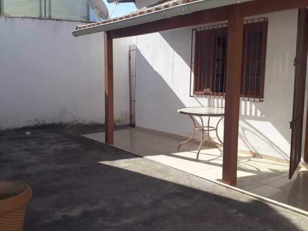 Casa com 1 dorm, Centro