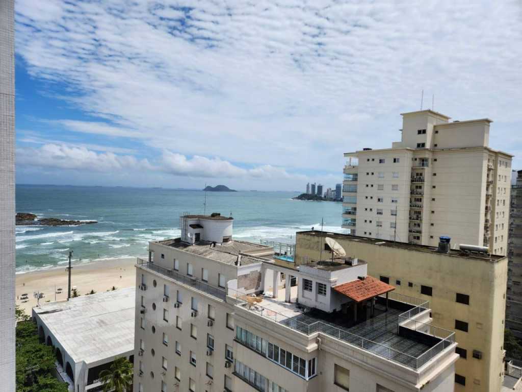 Apartamento para aluguel de temporada em Pitangueiras 2 qts. vista mar