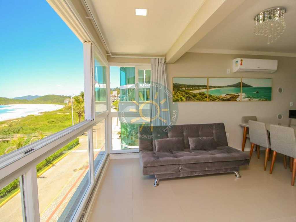 Apartamento luxo 2 dormitórios com vista para o mar, de frente para a praia de quatro ilhas em Bombinhas