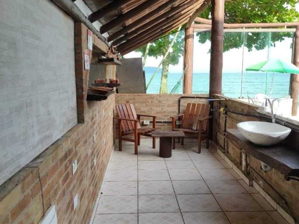 Casa Pé na Areia