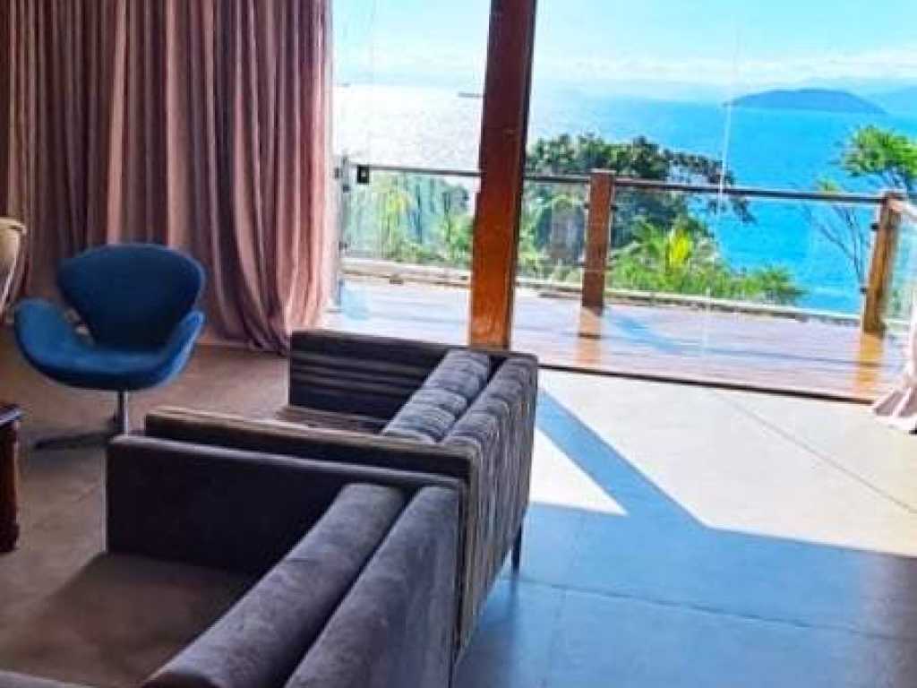 Casa luxuosa em Ilhabela