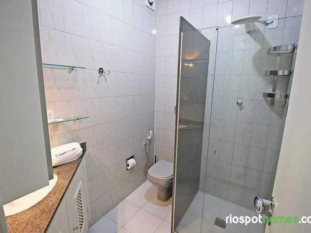 Apartamento aconchegante com ar condicionado e amenidades gratuitas.