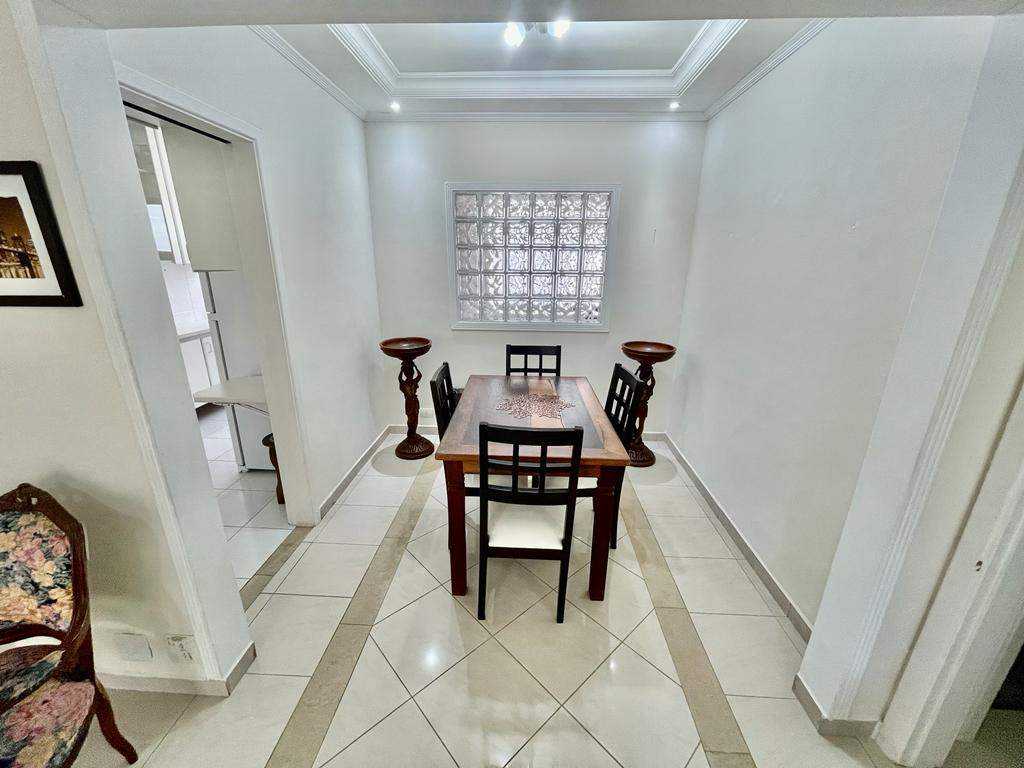 Lindo apartamento  com vista para o mar, 3 dormitórios (1 suíte)  na melhor localização centro de Pitangueiras no Guarujá