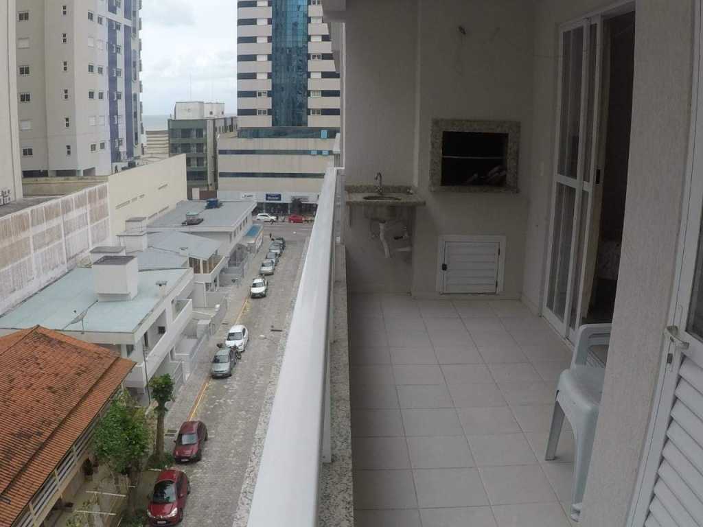 APARTAMENTO ITAPEMA/MEIA PRAIA PROX MAR - Consulte valores