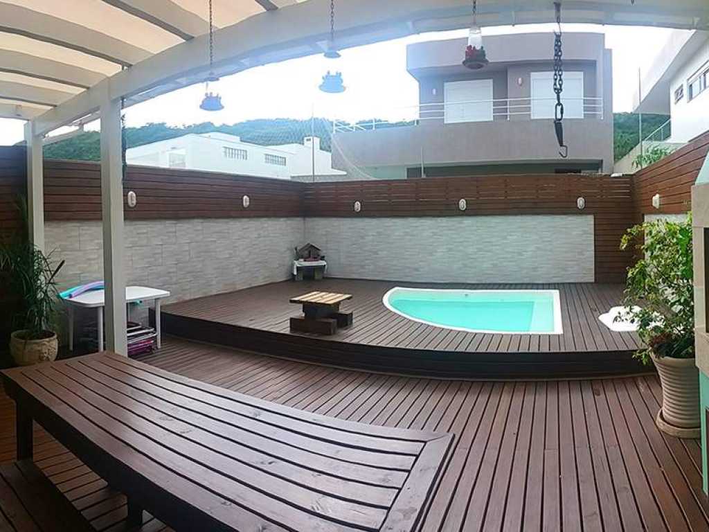 CASA COMODIDADE NA PRAIA