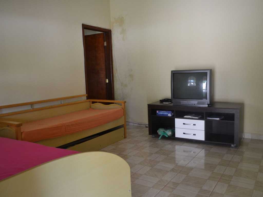 0115.00 - Maranduba - Sertão da Quina - 3 Dormitório - 8 Pessoas - 2 Km Do Mar - Piscina