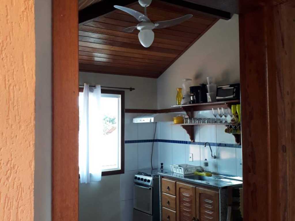 búzios geribá a poucos metros da praia- apartamento